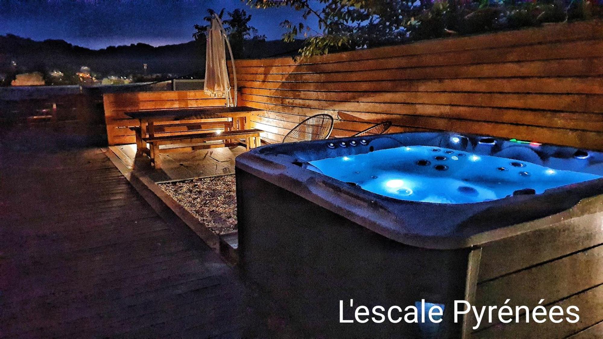 Le Chalet Jacuzzi Et Detente 4 Etoiles Bagnères-de-Bigorre Exterior foto